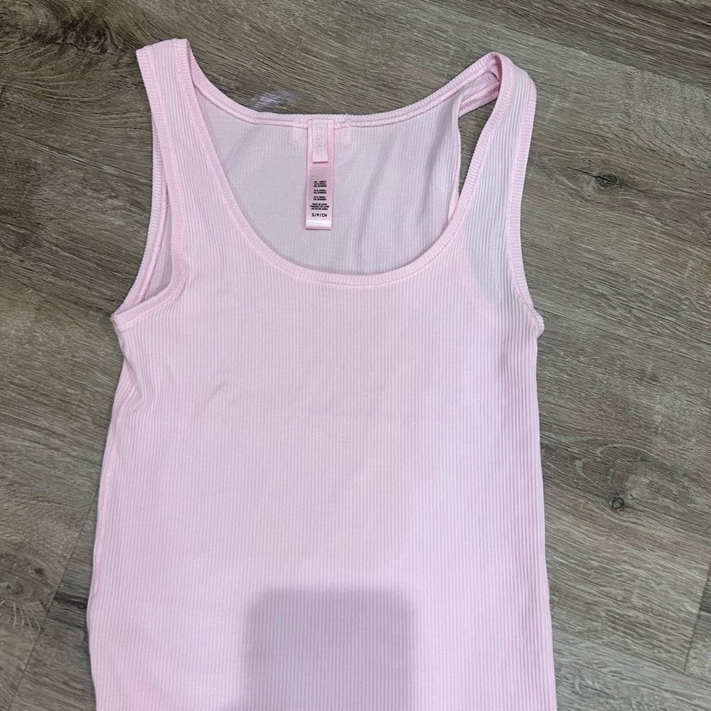 NWOT Skims soft lounge tank top cherry blossom